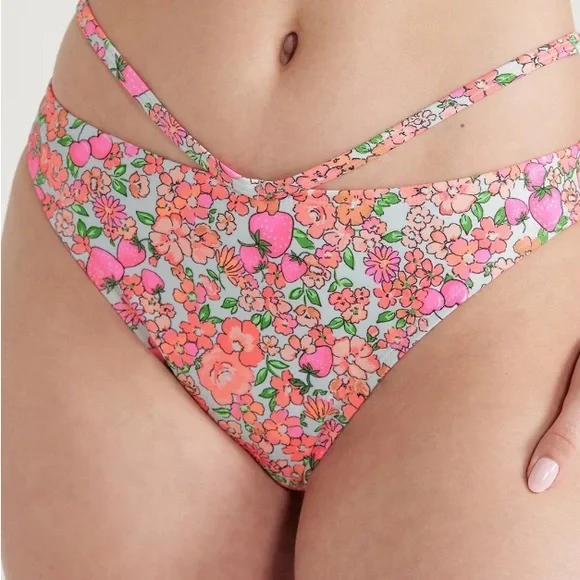 No Boundaries Bikini size L - Picture 2 of 5